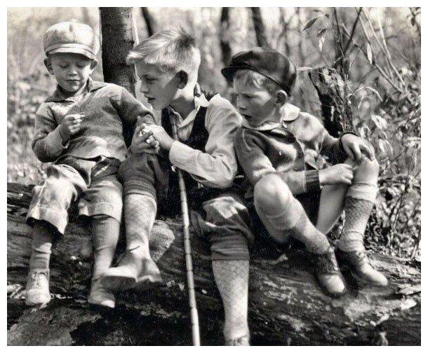 1935: Billy, Walt and Eddie